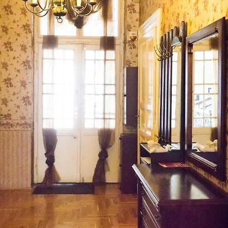 Elisabeth Apartment